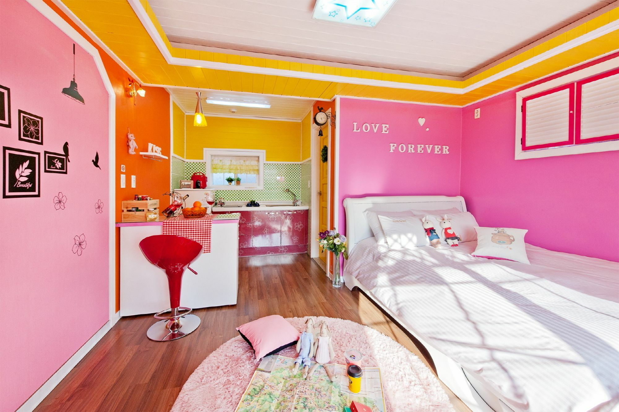 Polaris Tourist Pension Кёнджу Экстерьер фото