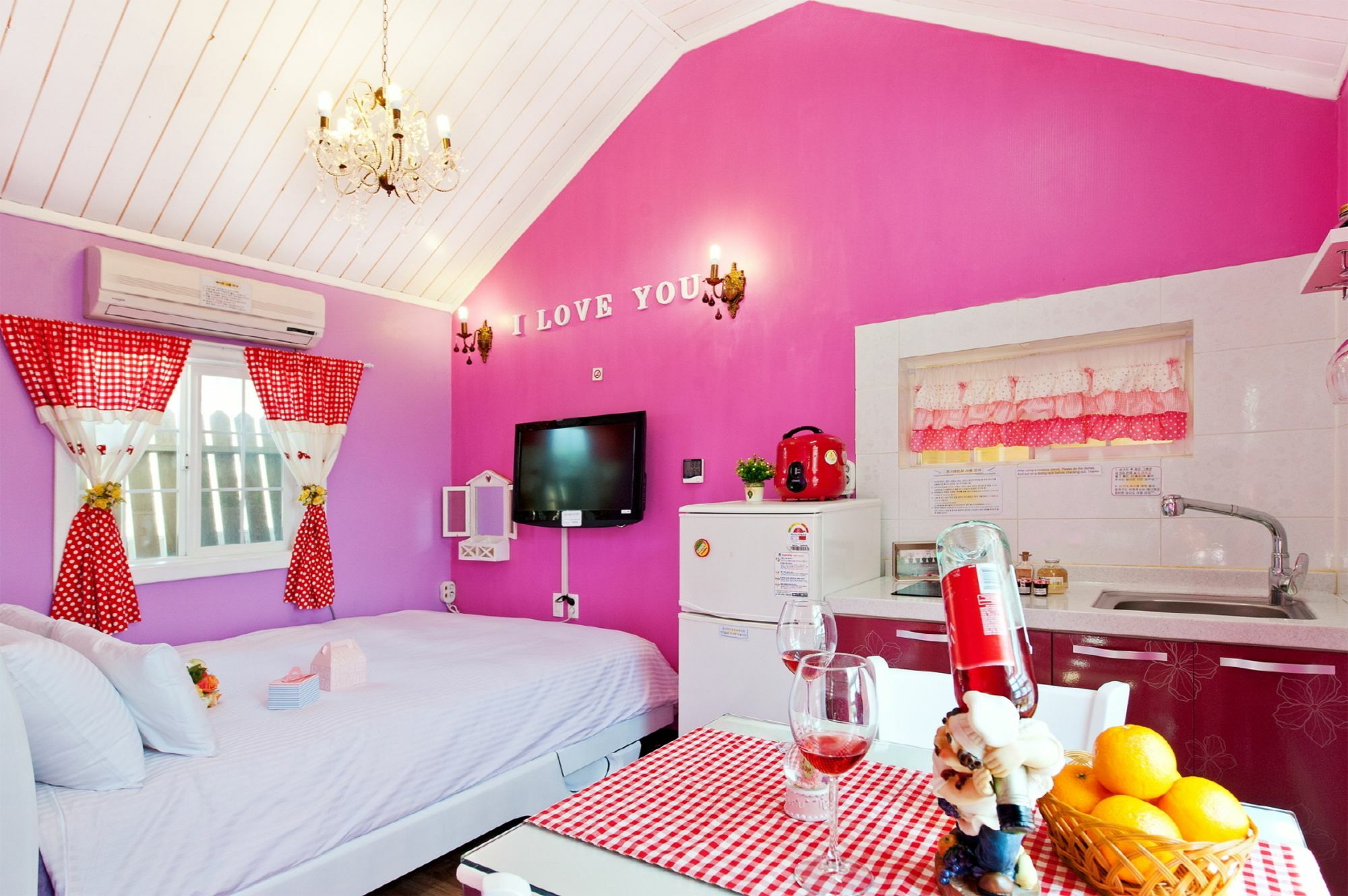 Polaris Tourist Pension Кёнджу Экстерьер фото