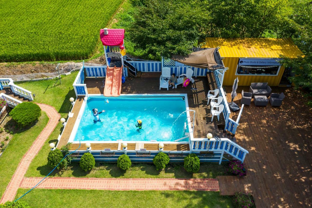 Polaris Tourist Pension Кёнджу Экстерьер фото